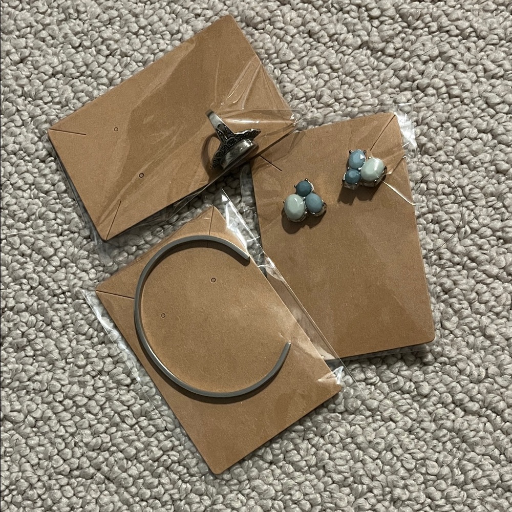 Silver Jewelry Set with Blue Earrings